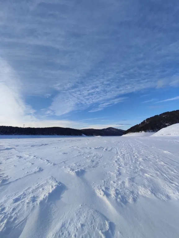 Уютный дом с камином и кедровой баней-бочкой на дровах