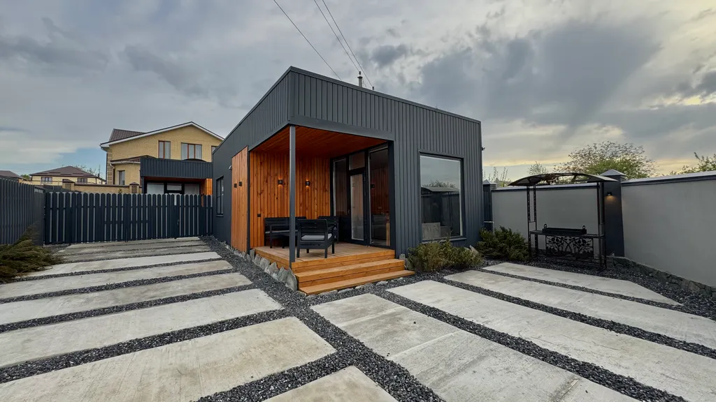 Коттедж Дом с крытым бассейном — аренда посуточно в Свободы