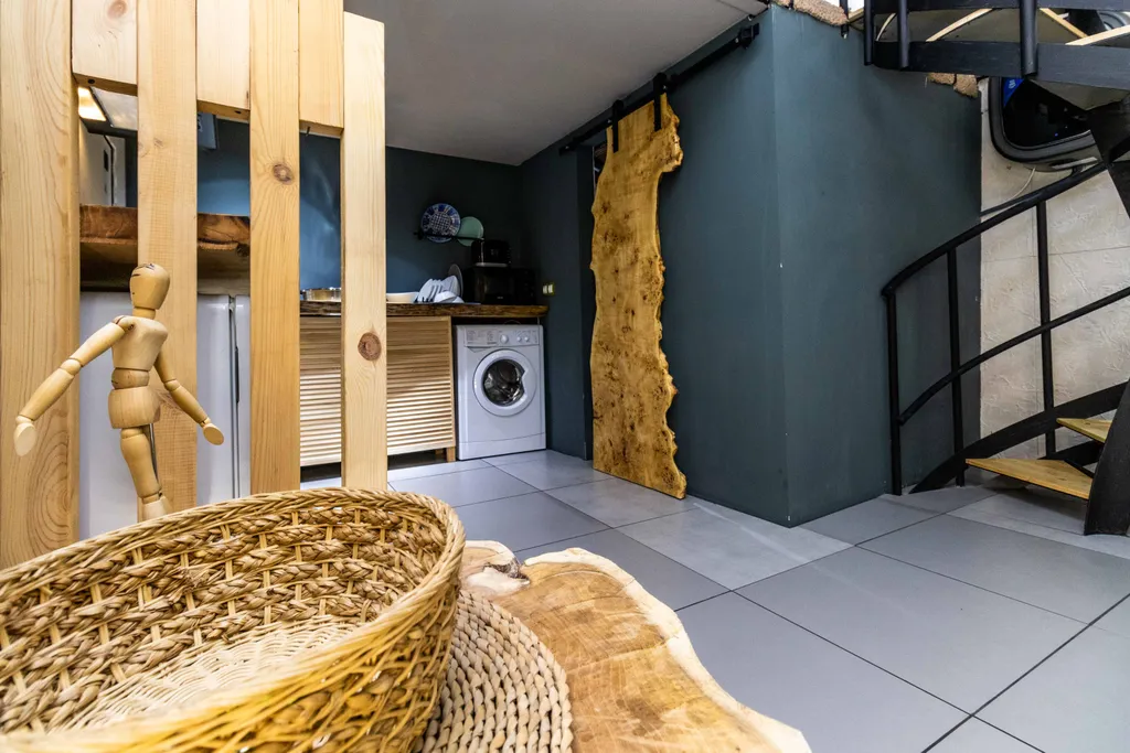 Двухуровневая лофт-студия