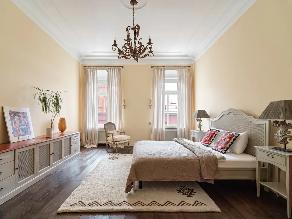 Двухуровневые апартаменты Palazzo с высокими потолками