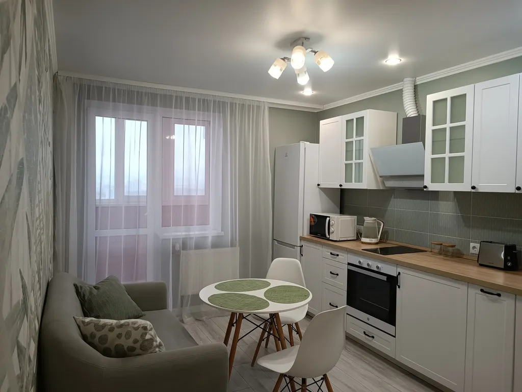 Уютная квартира в центре города — аренда посуточно в Энгельс