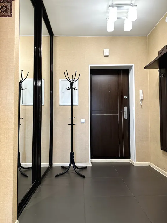 Квартира Крупногабаритная 2-комнатная квартира возле Планеты — Красноярск