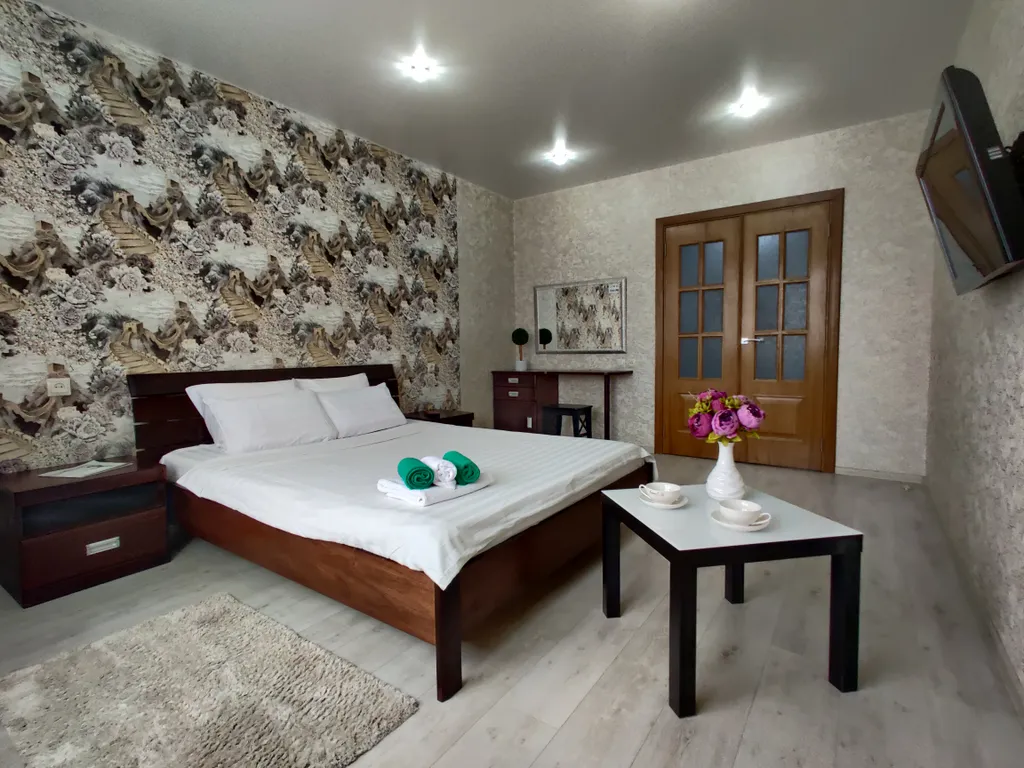 1-комнатная возле ТЦ Корона