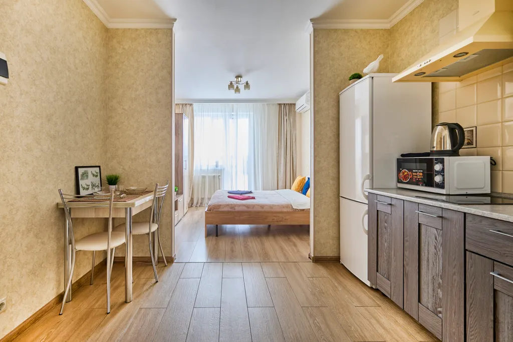 Уютная студия с большой лоджией в доме бизнес-класса