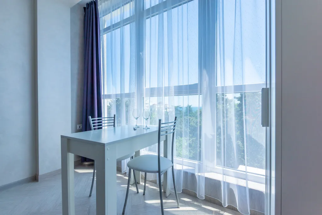 Комфортная, светлая, уютная студия. Шаговой 150-300метров к набережной