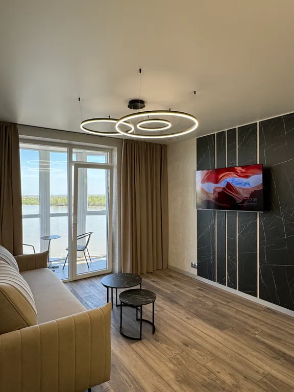 Апартамент на берегу реки Обь