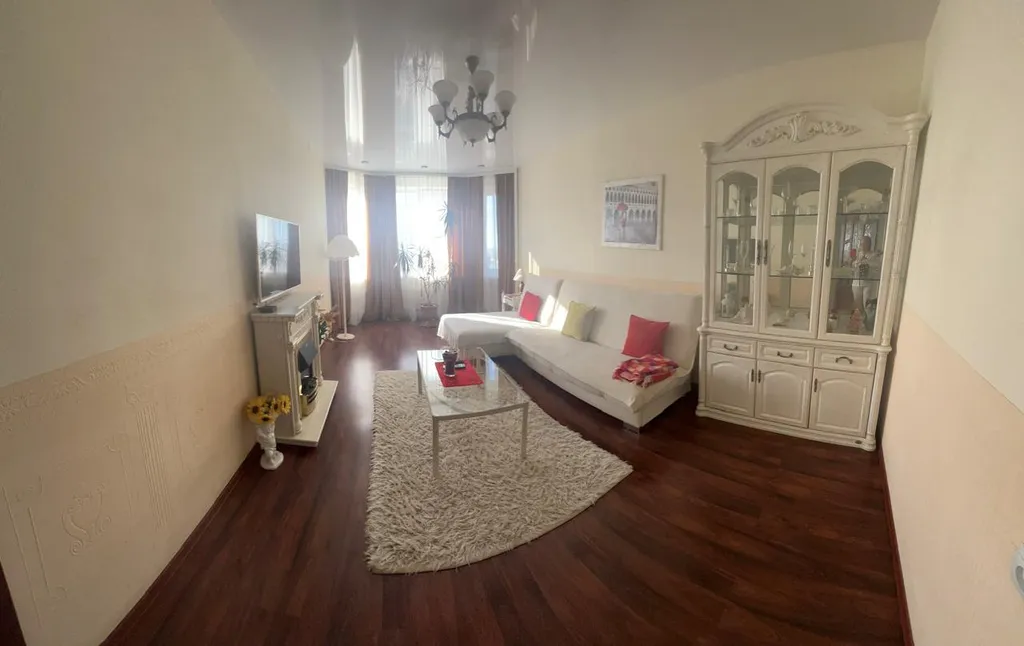 4-комнатная Квартира