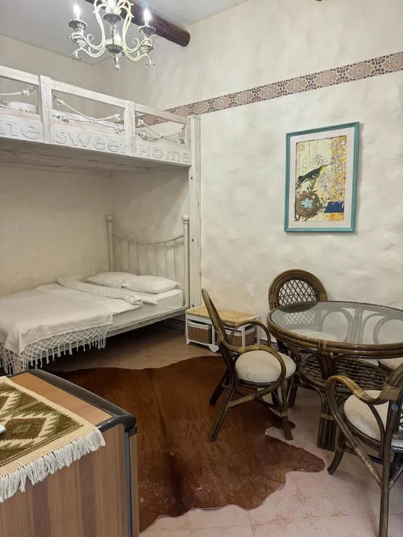 Квартира Апартамент на первом этаже для 3 гостей Средиземноморье  | — аренда посуточно в Евпатория