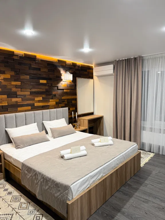 Дом с баней и бассейном