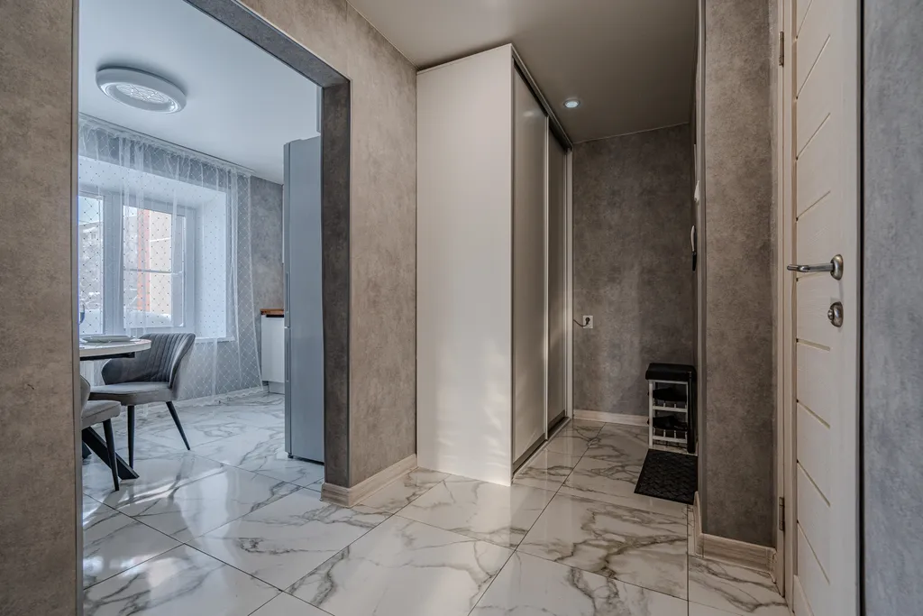 Красивая квартира с отдельными комнатами в районе Выя