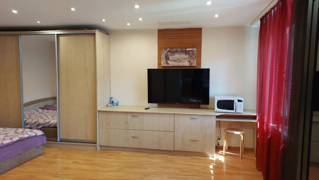 Уютная студия у озера в расширенном центре