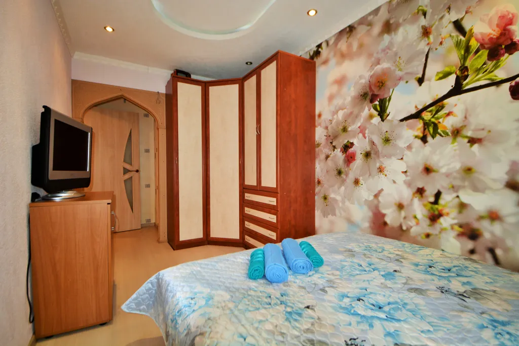 Двухкомнатная квартира в центре недалеко от авто и ж/д вокзала