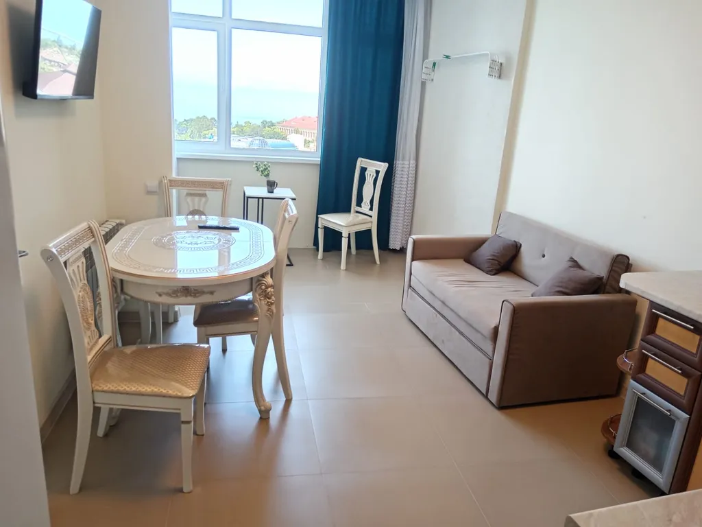 Квартира 2е спальни, кухня-гостиная с видом на море