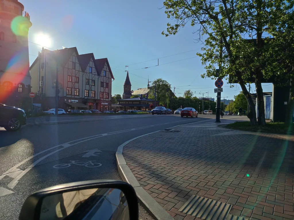 Квартира 3-комнатная Квартира — Калининград