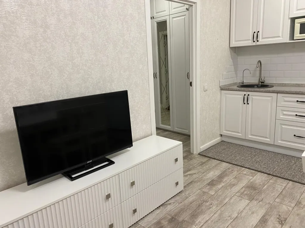 Красивая видовая квартира в современном центре