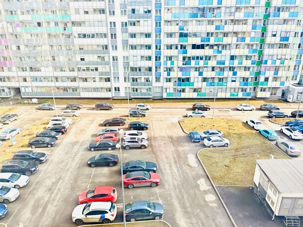 Студия- оттенки серого