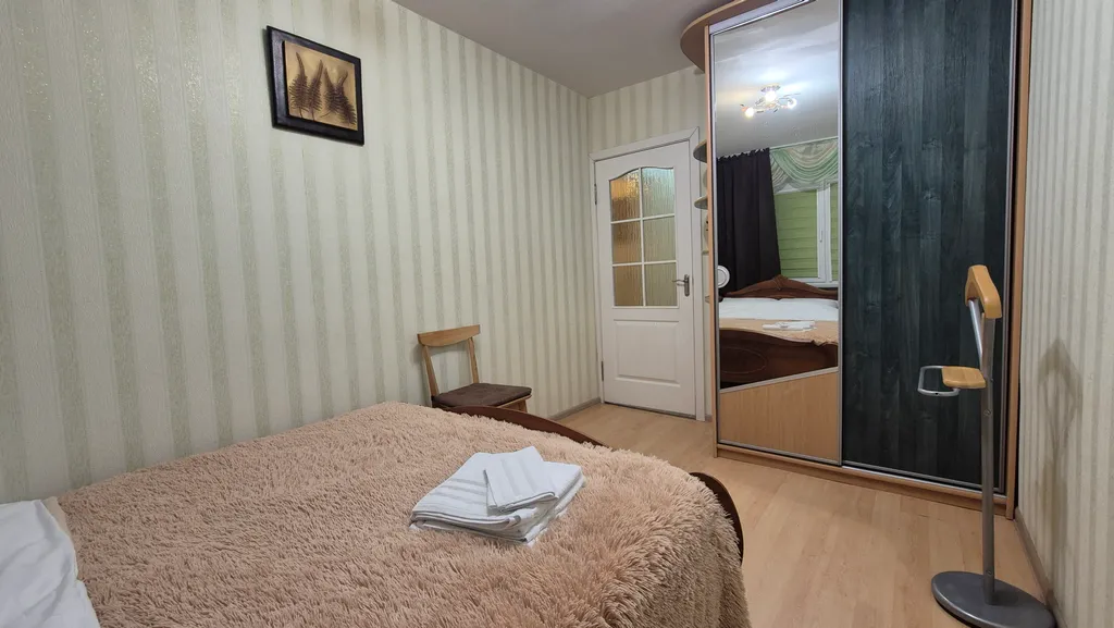 Уютная двушка с отдельными спальнями, недалеко от центра