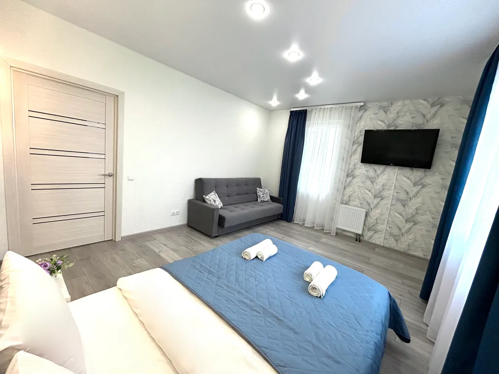 Уютная квартира на Солнечном бульваре с красивым видом из окна