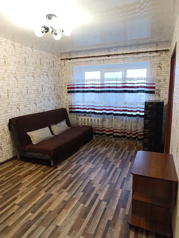 Квартира для командированных от 7-ми суток, 6 раздельных спальных мест — аренда посуточно в Нижний Тагил