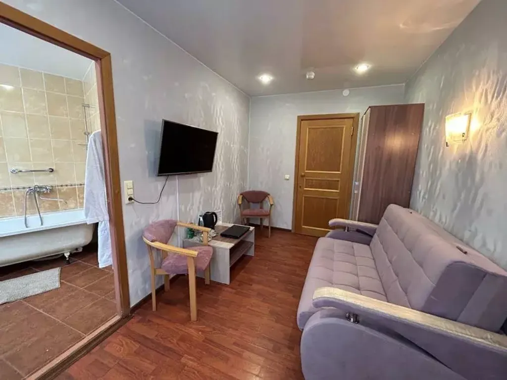 Квартира Комната — Тихвин