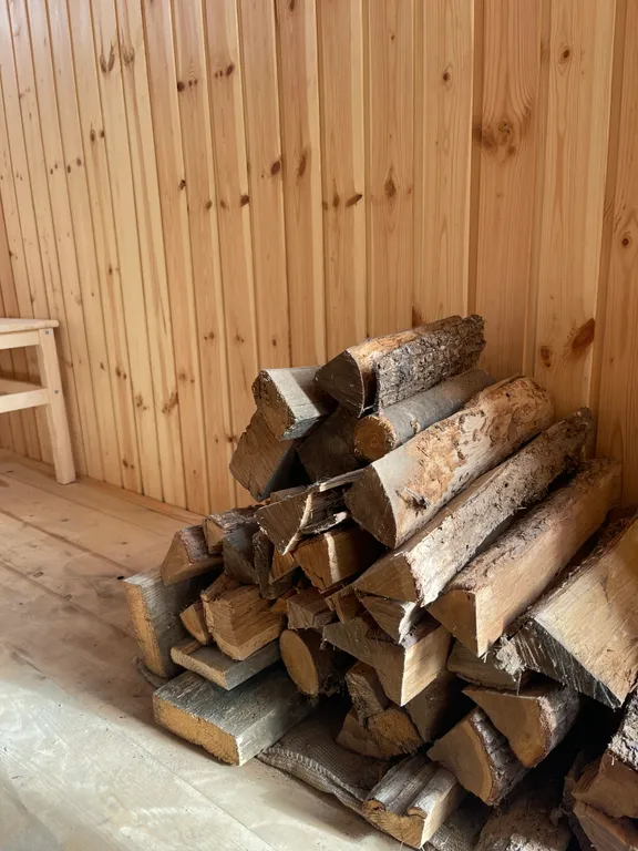 Дом с бассейном, баней и чаном