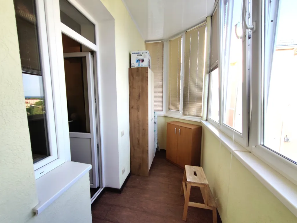 Уютная квартира в центре с видом на море