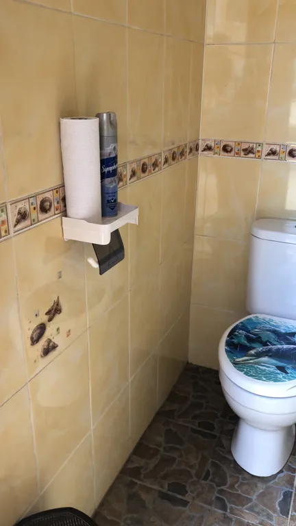 Уютный номер в новом домике в саду (левая сторона)