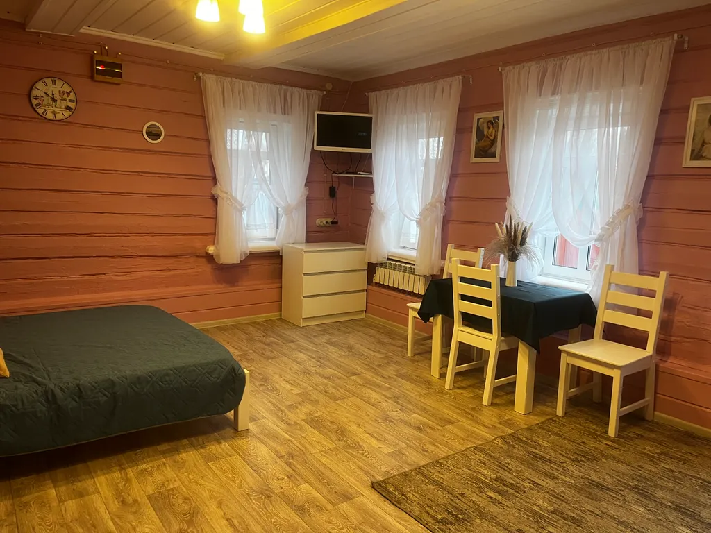 Гостевой дом На Валах, часть дома с одной комнатой(студия)