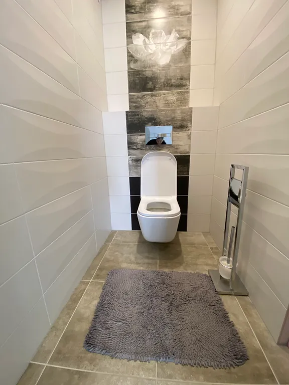 Уютная трехкомнатная квартира в 2 километрах от центра города