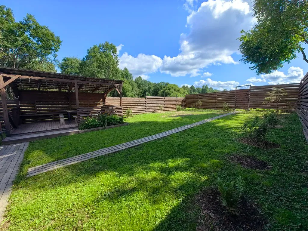 Часть дома с баней внутри