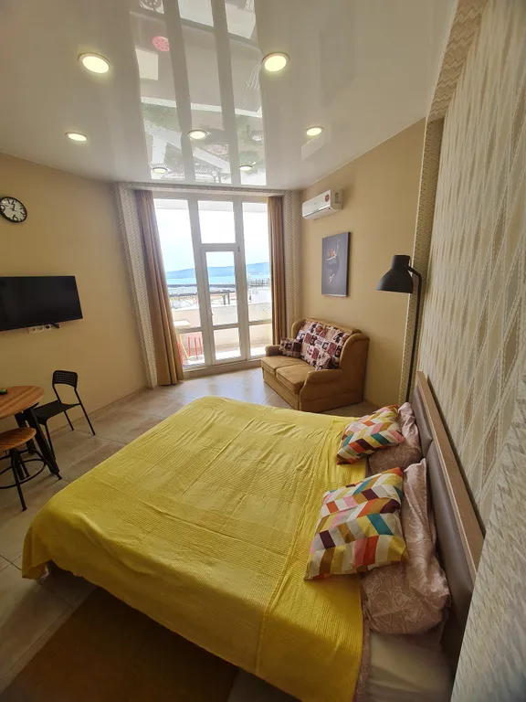 Квартира у моря — аренда посуточно в Феодосия