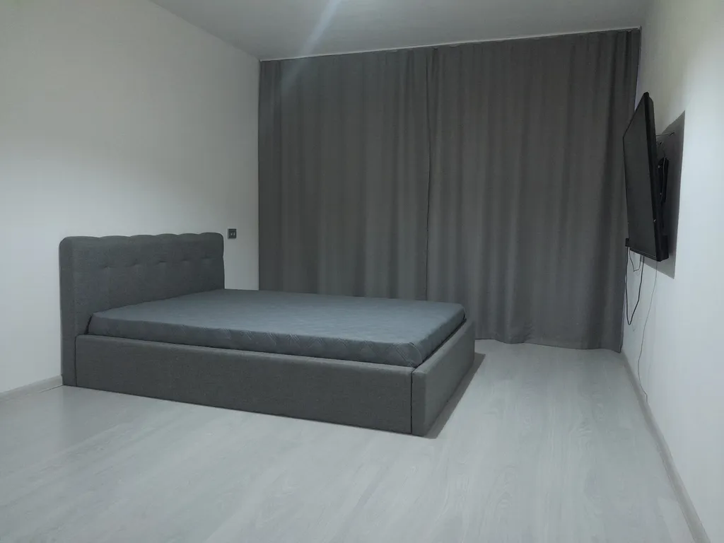 Еврооднушка в лучшем месте города