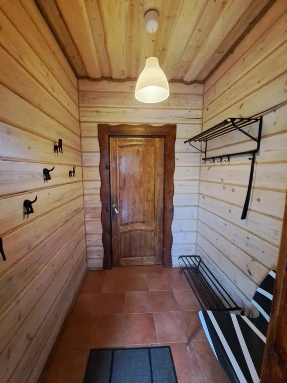 Коттедж на берегу озера