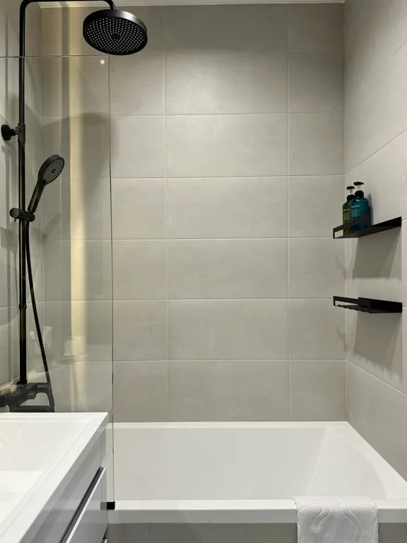 2-комнатная квартира в ЖК Скандис Озеро около ТРЦ Планета