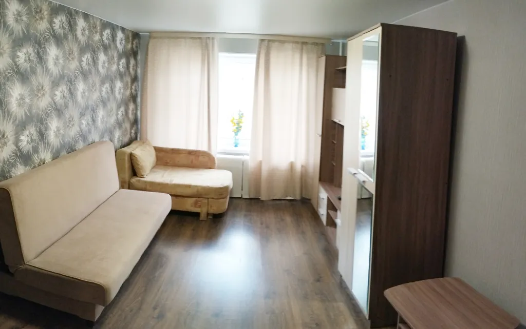 Уютная квартира в тихом районе — аренда посуточно в Лысьва