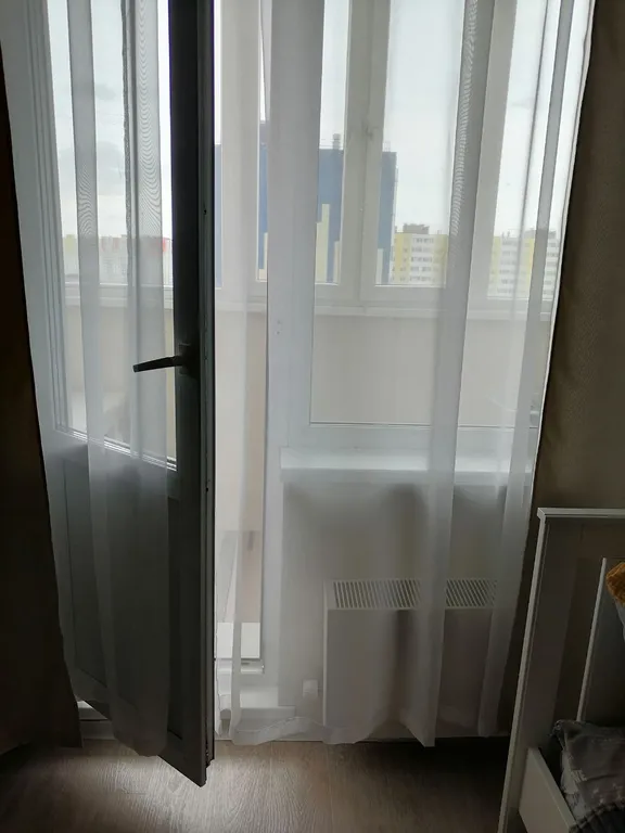 Честная квартира с балконом Четыре угла возле ТЦ Аура