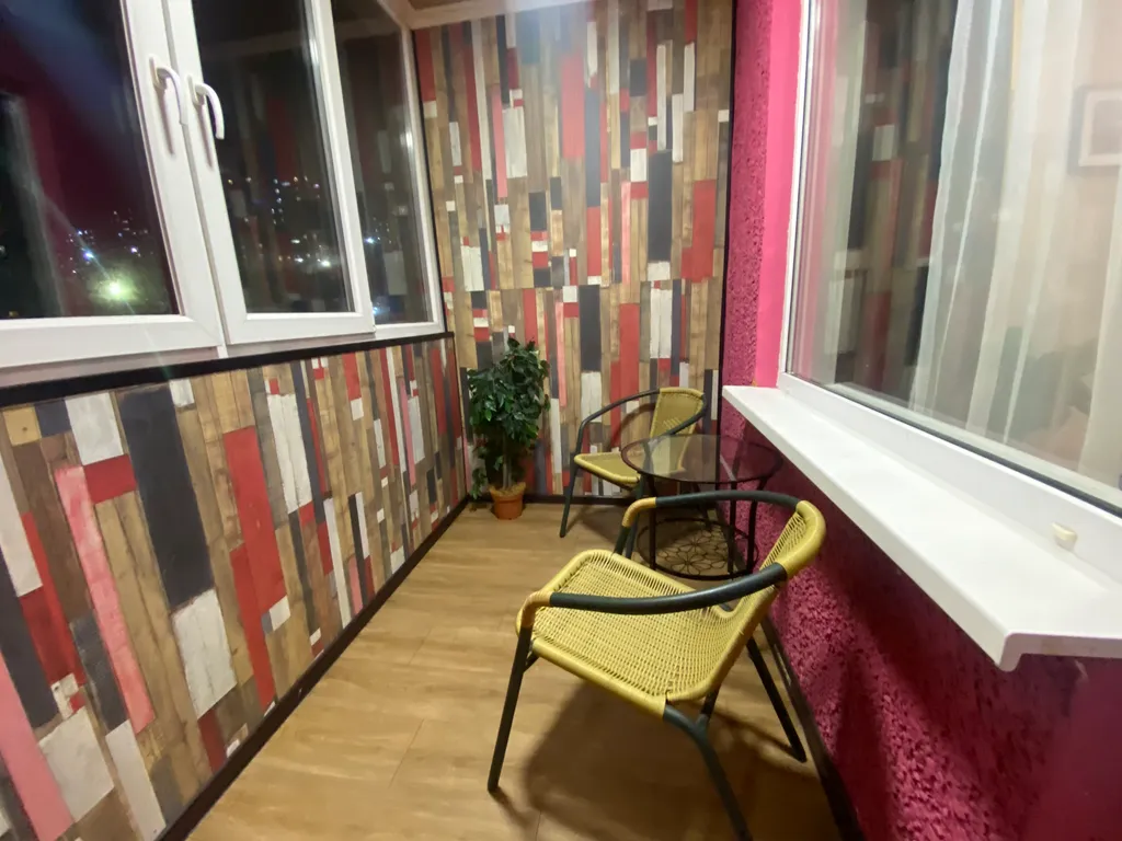 2-х комнатная квартира с балконом в Октябрьском районе. Отчётные док.