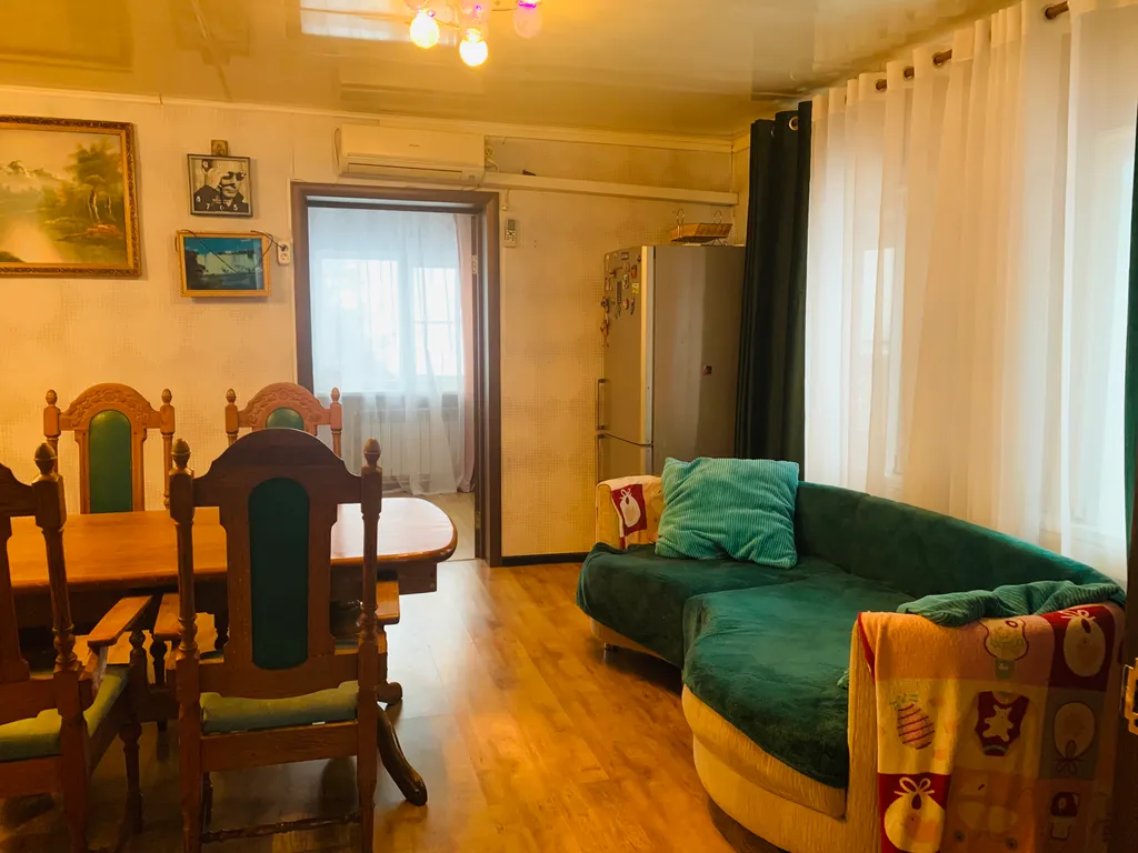 Дом с баней и с видом на Волгу