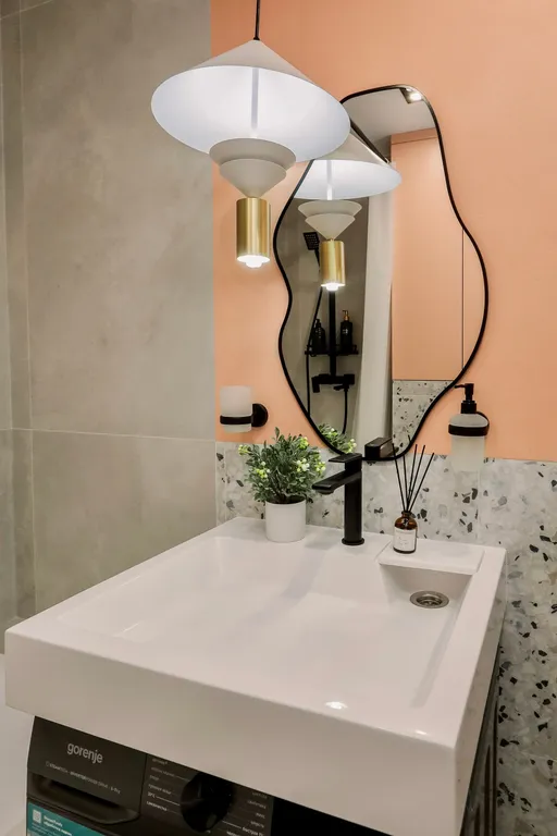 Дизайнерская студия премиум-класса c великoлепным видом для двоиx