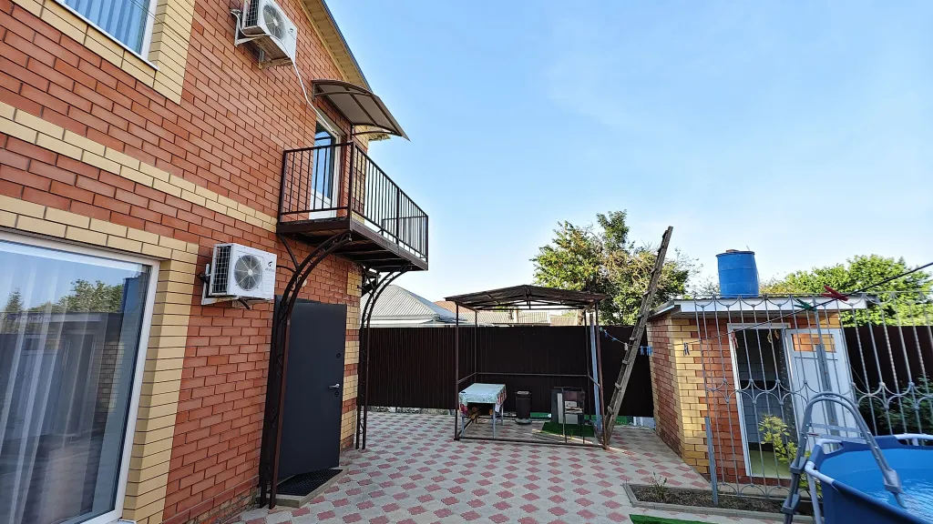 Кухаренко у друзей