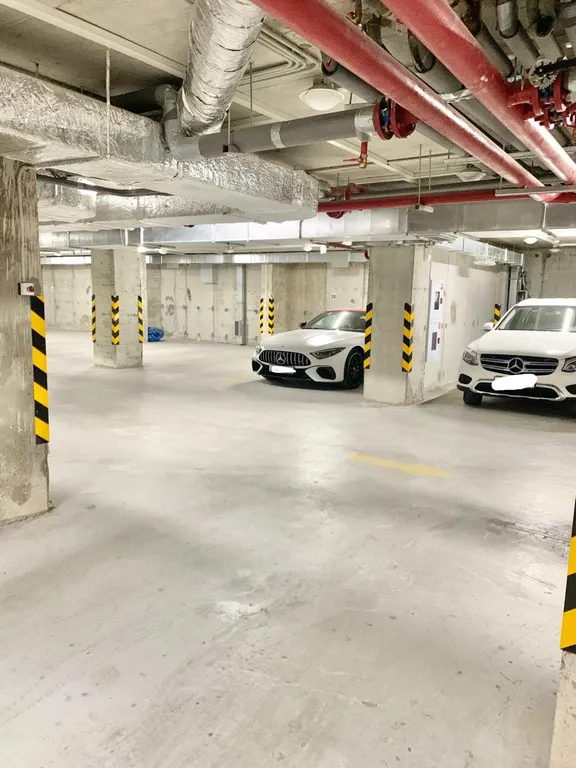 Семейный апартамент с подземным паркингом