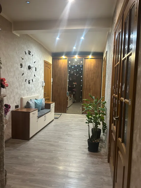 Уютная квартира в центре города, рядом с вокзалом и дорожной развязкой