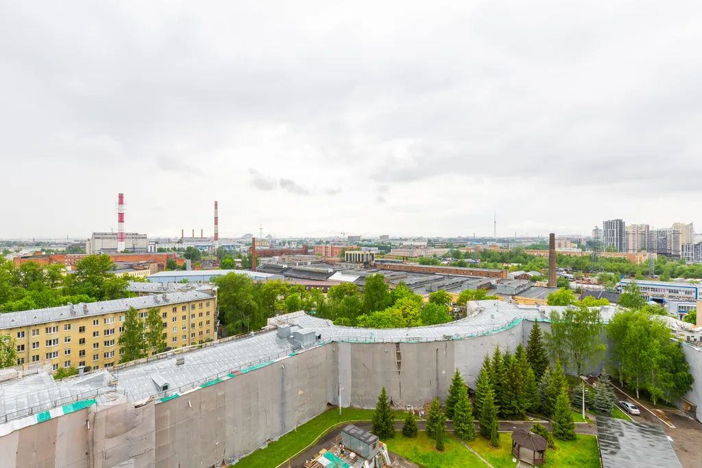Уютная 1-комнатная квартира в спальном районе рядом с центром