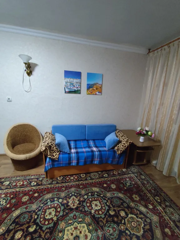 Квартира 1-комнатная с верандой в 10 минутах от Городского пляжа