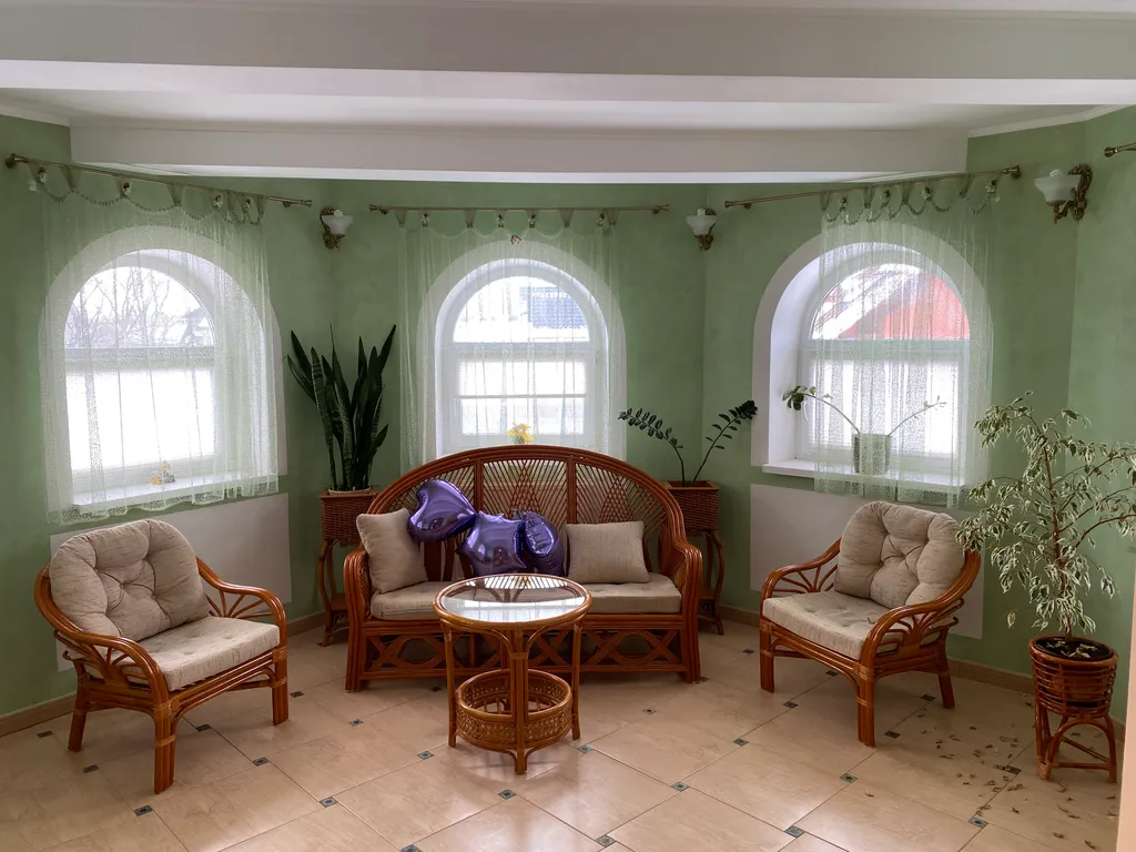 Особняк у моря с баней и бильярдом