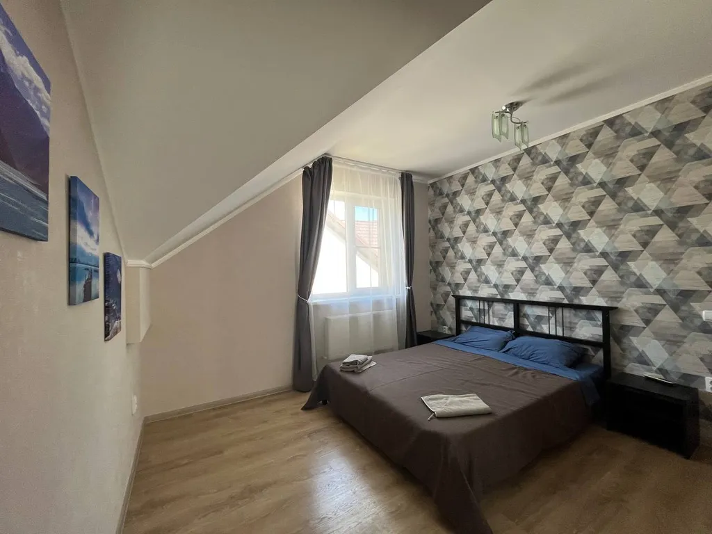 Коттедж Дом для отдыха б — Виноградное