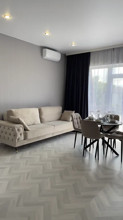 Квартира с красивым видом на море, 2 минуты до пляжа пешком