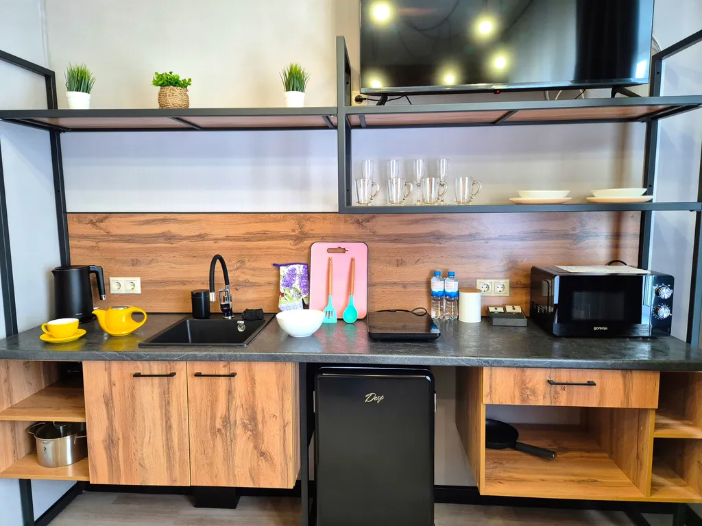 Современная студия в 10 минутах ходьбы от вокзалов