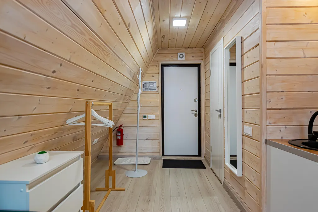 Уютный домик на берегу реки Косьва