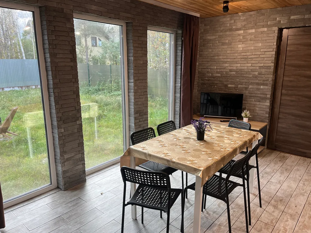 Домик у леса